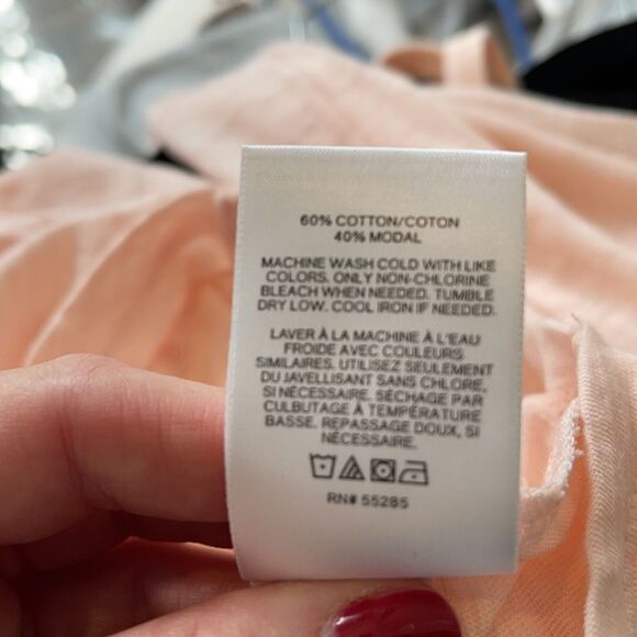 🎀💖 Express Cropped Pink Tie-Front Top - Size Small - Picture 4 of 4